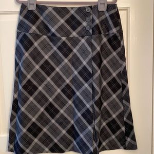 East 5th Plaid Skirt, Black and Grey, Size 14